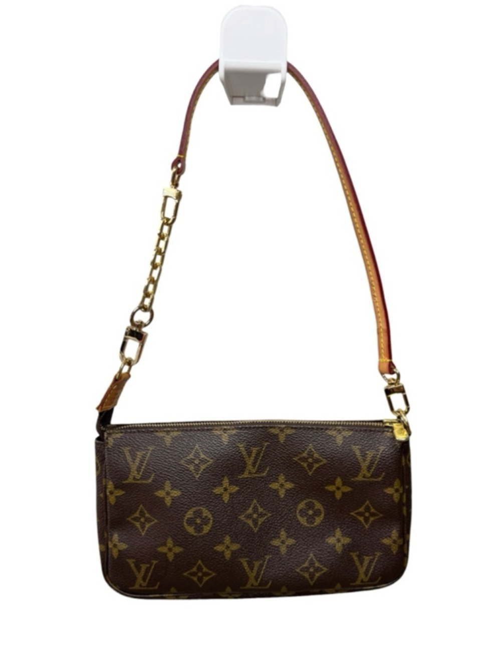 Louis Vuitton Pochette Accessoires in Monogram Canvas